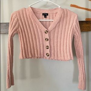 pink button up crop top. large 10-12